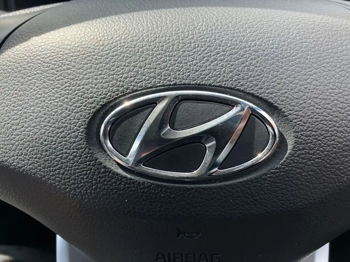 2023-hyundai-kona-e-se-connect-big-34