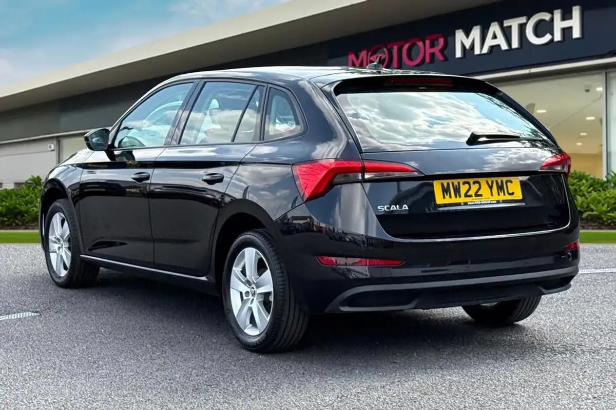 2022-skoda-scala-10-tsi-se-110ps-big-1