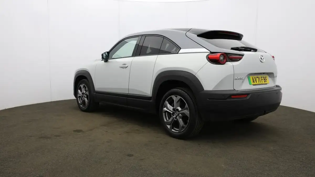 2021-mazda-mx-30-e-first-edition-big-56