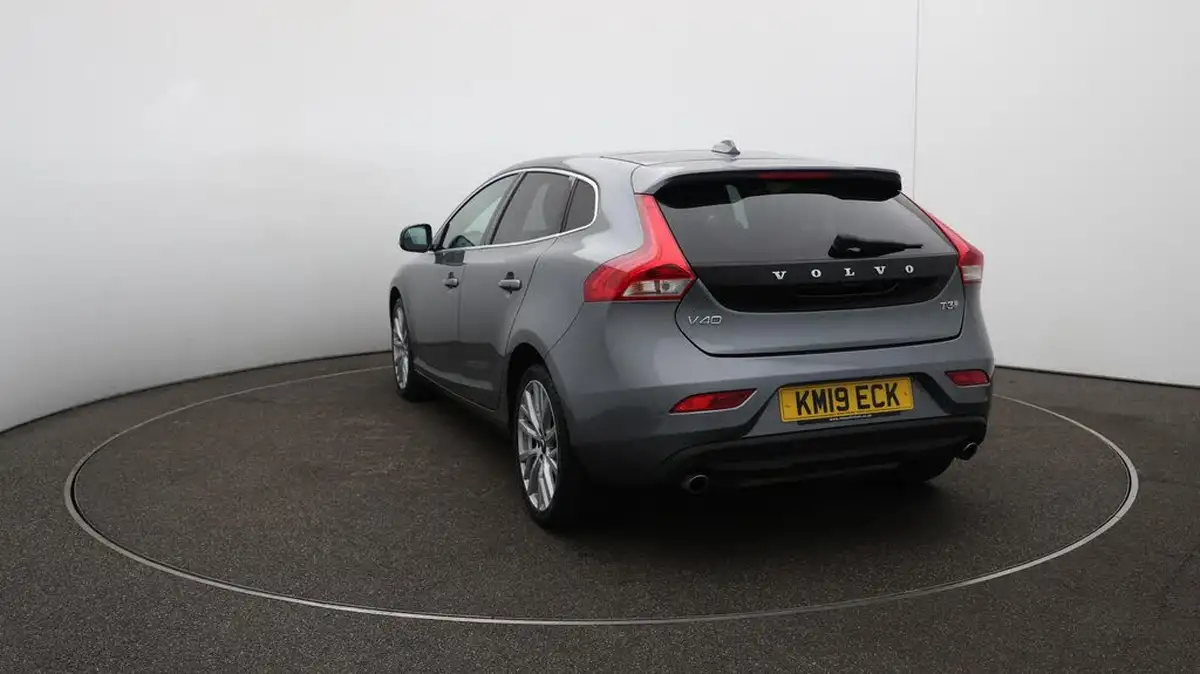 2019-volvo-v40-15-t3-inscription-big-58