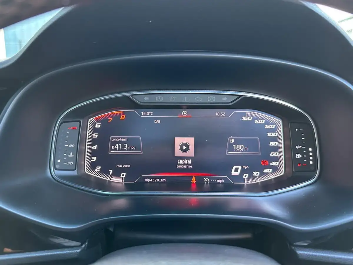 2020-seat-leon-15-tsi-evo-fr-black-edition-150ps-hatchback-dsg-big-26