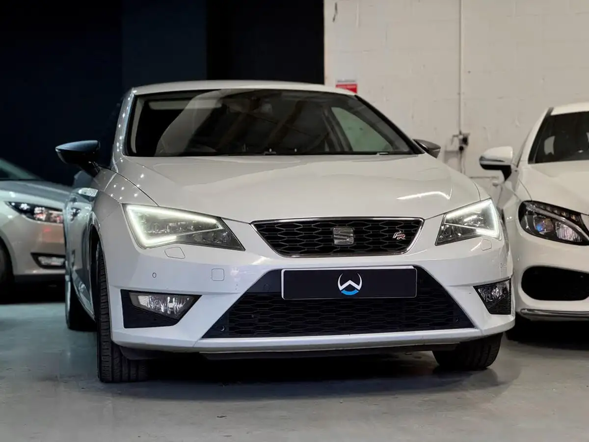 2013-seat-leon-14-fr-tech-pack-ss-sportcoupe-3d-big-5