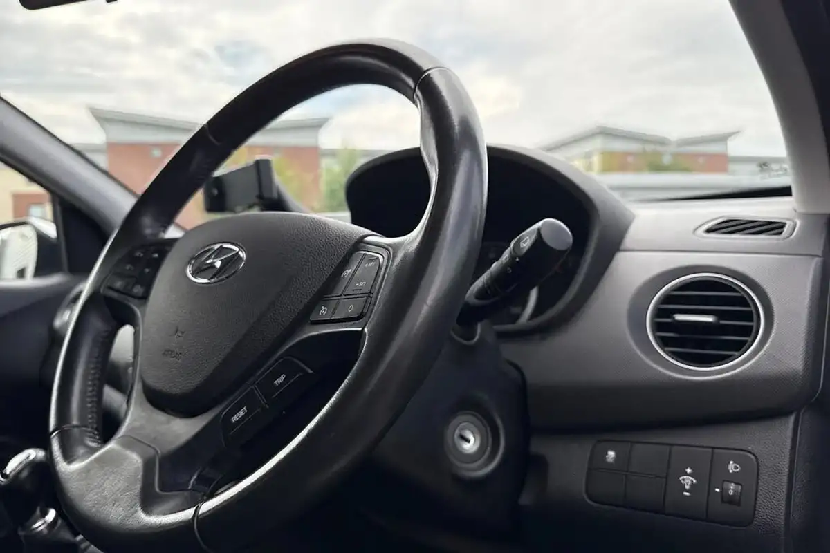 2018-hyundai-i10-10-premium-66ps-big-43