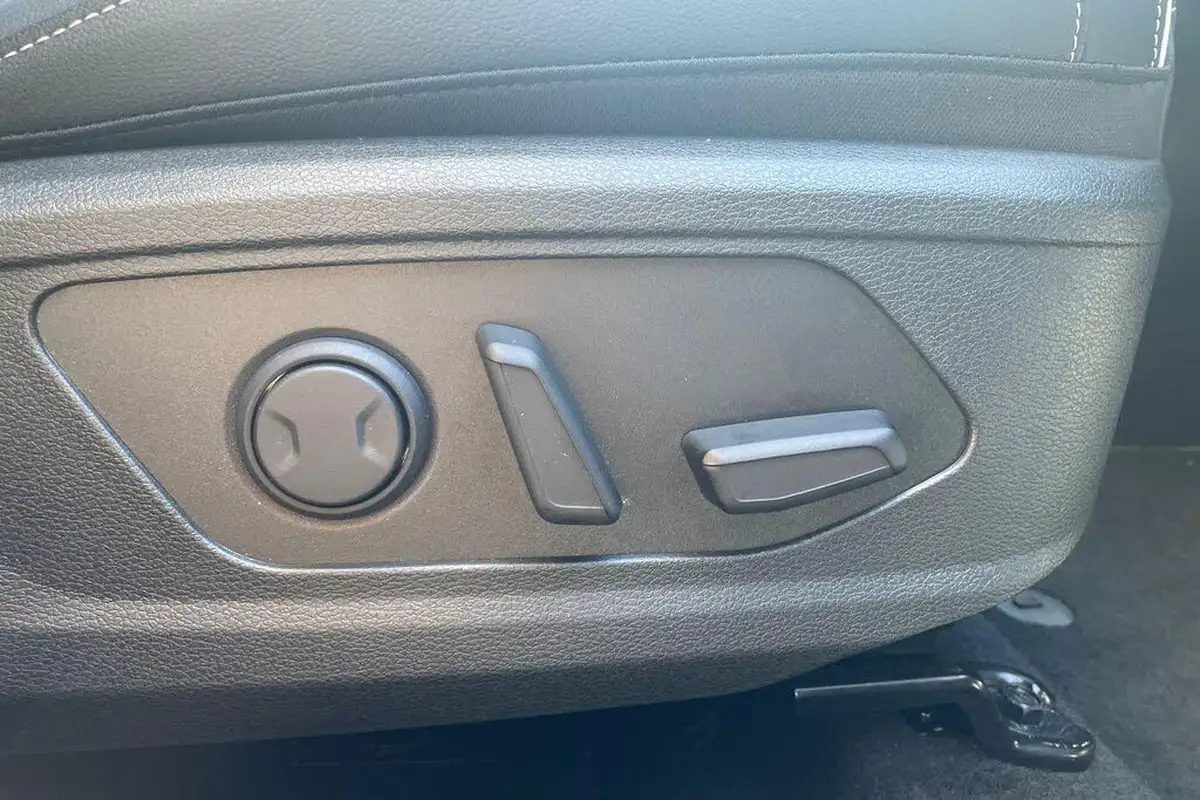 2024-kia-sportage-16-t-gdi-gt-line-s-207bhp-hev-auto-big-19