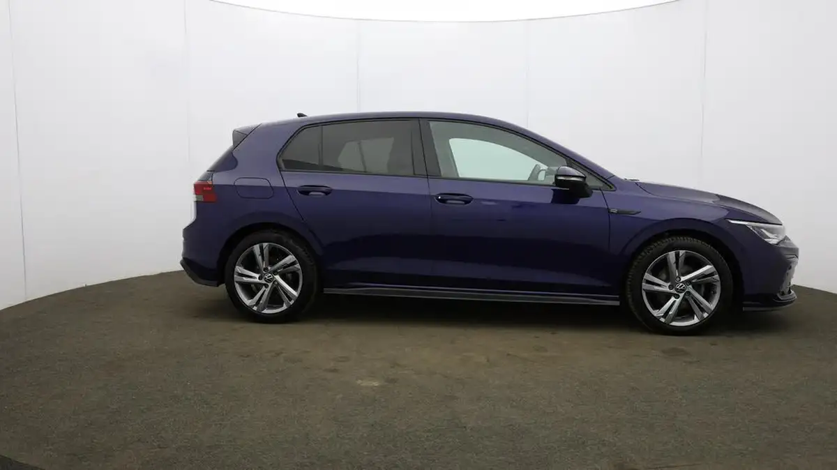 2021-volkswagen-golf-15-tsi-r-line-130ps-hatchback-big-52