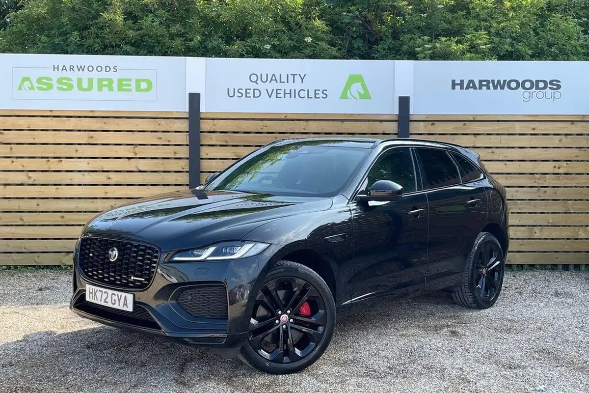 2022-jaguar-f-pace-20-p400e-r-dynamic-hse-big-11