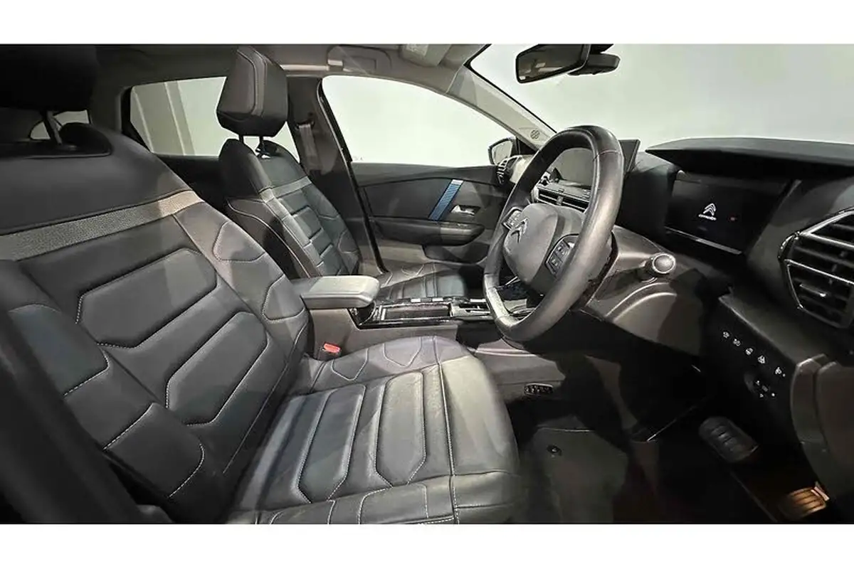 2022-citroen-c4-e-shine-plus-big-29