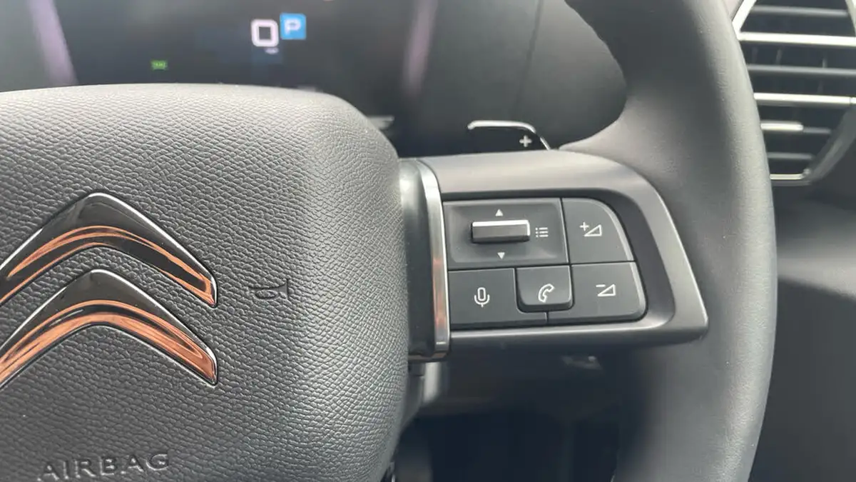 2024-citroen-c4-x-12-puretech-max-130ps-ss-eat8-big-23