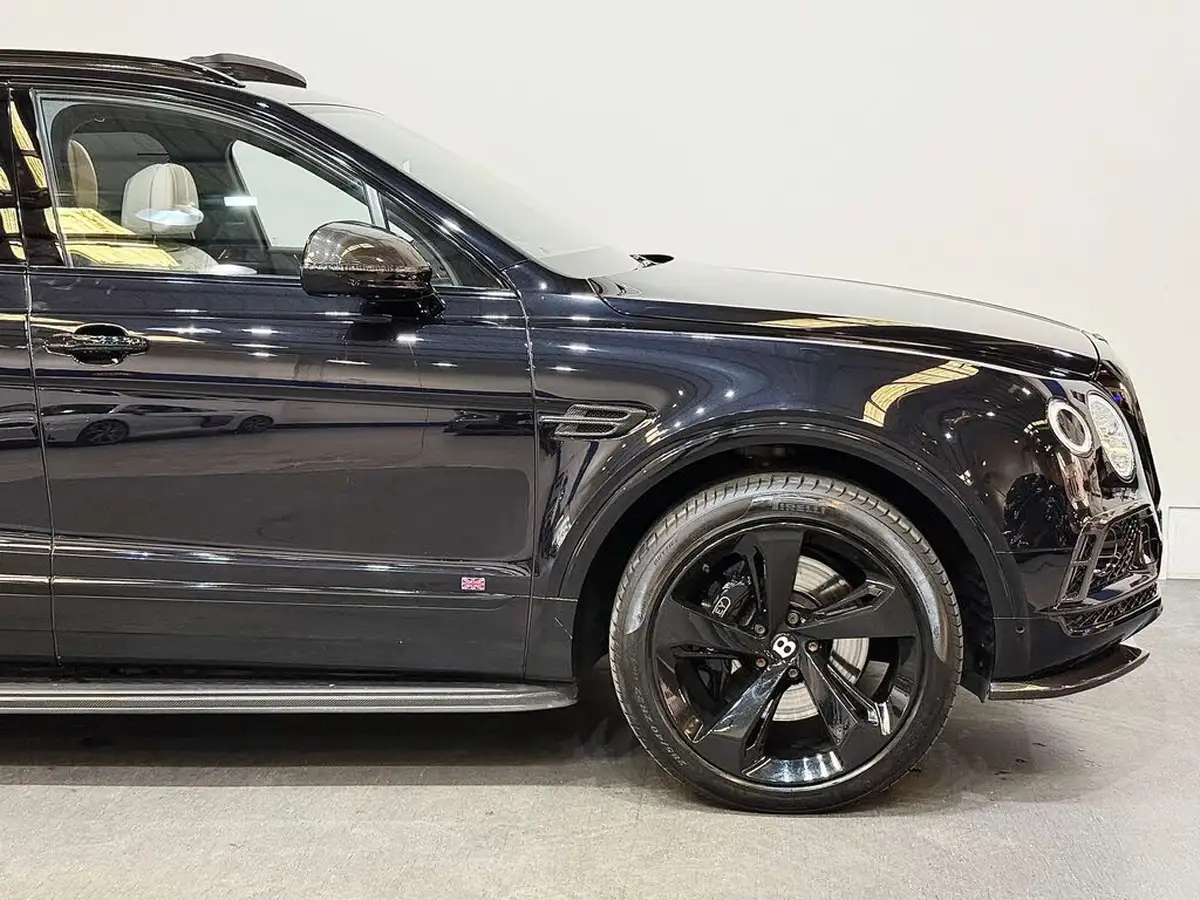 2016-bentley-bentayga-60-w12-big-15