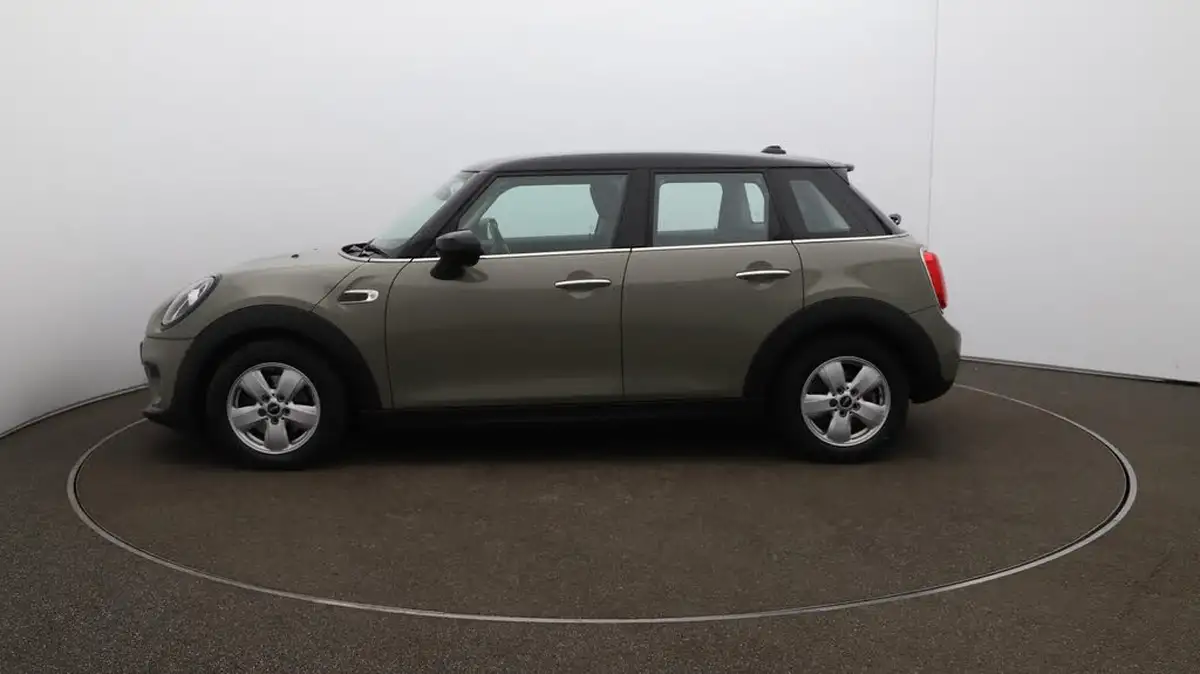 2020-mini-countryman-15-cooper-classic-big-64