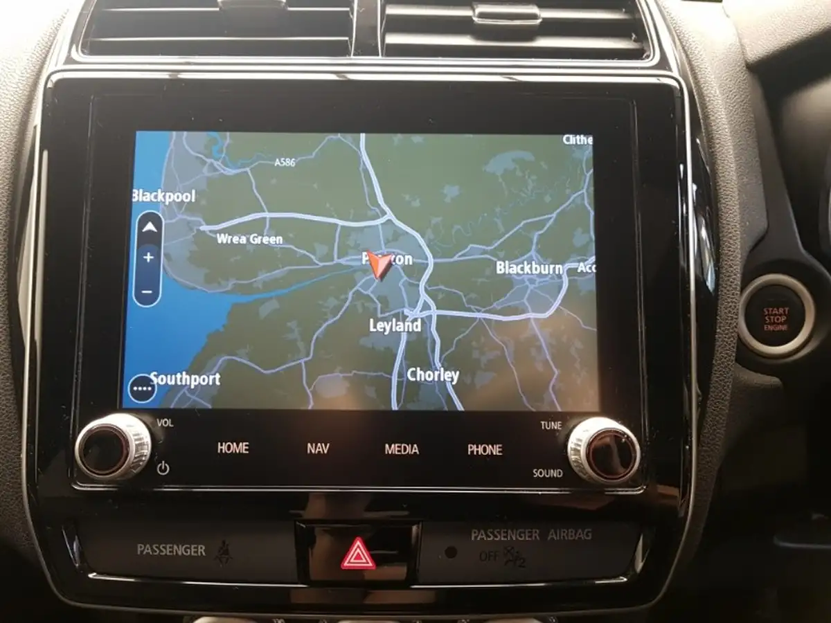2024-jeep-avenger-12-gse-summit-e-hybrid-48v-auto-big-12