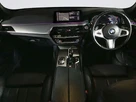 2019-bmw-5-series-small-2