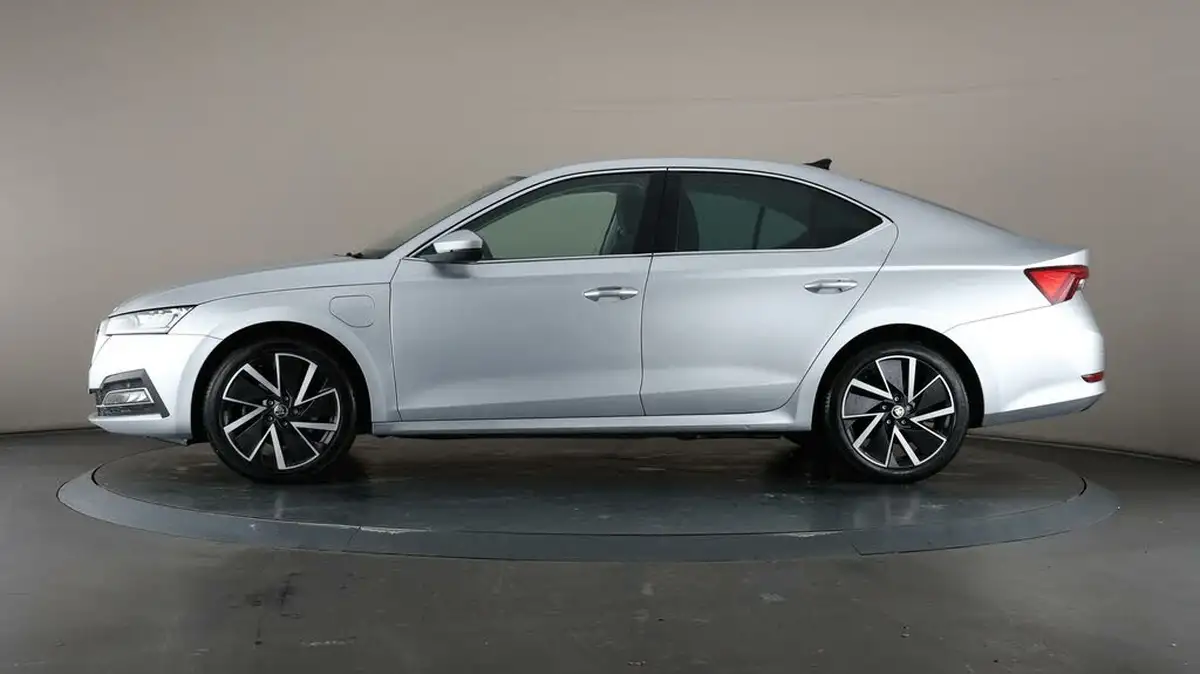 2021-skoda-octavia-14-tsi-se-l-hatchback-big-33