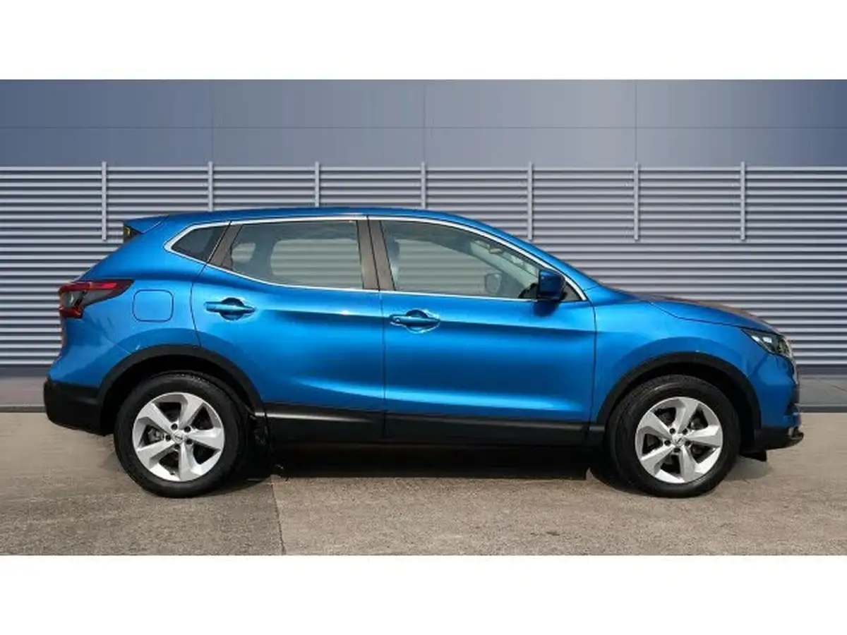 2019-nissan-qashqai-13-dig-t-acenta-premium-140ps-big-4