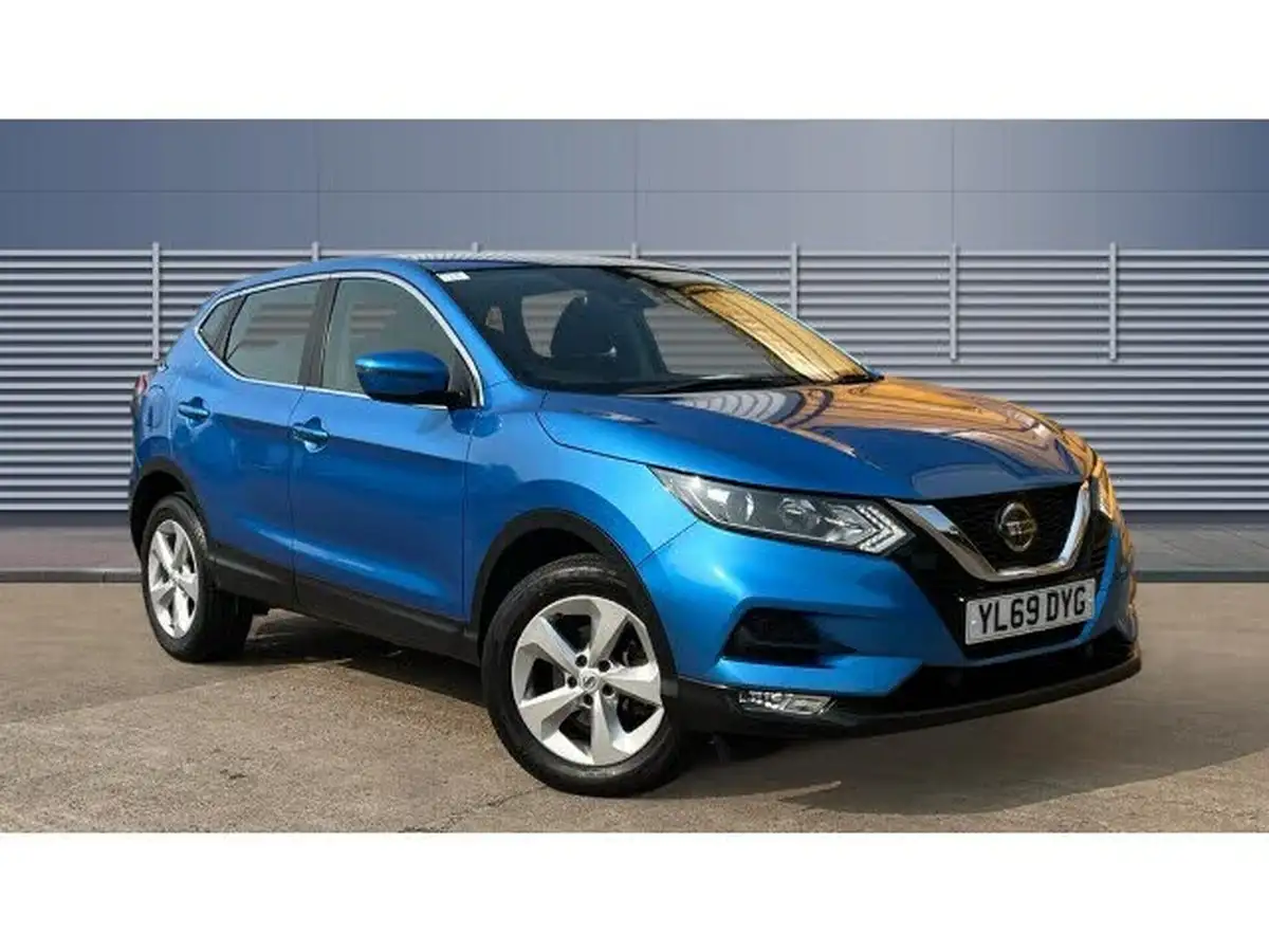 2019-nissan-qashqai-13-dig-t-acenta-premium-140ps-big-0