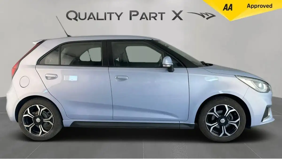 2023-mg-mg3-15-vti-tech-exclusive-nav-big-1