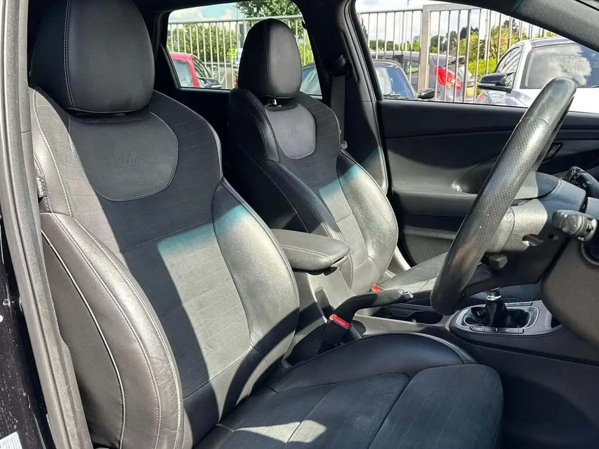 2019-hyundai-i30-n-20-t-gdi-n-performance-hatchback-big-21