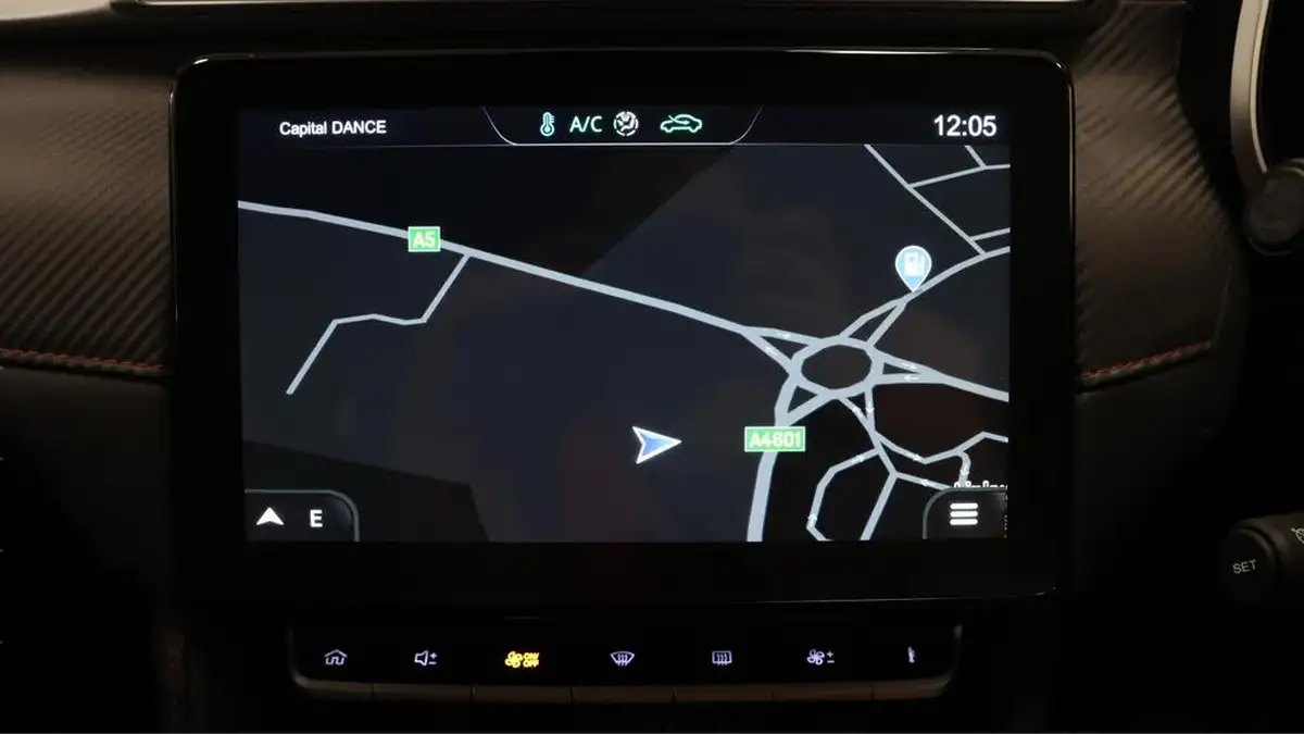 2023-mg-zs-suv-15-vti-tech-exclusive-big-11