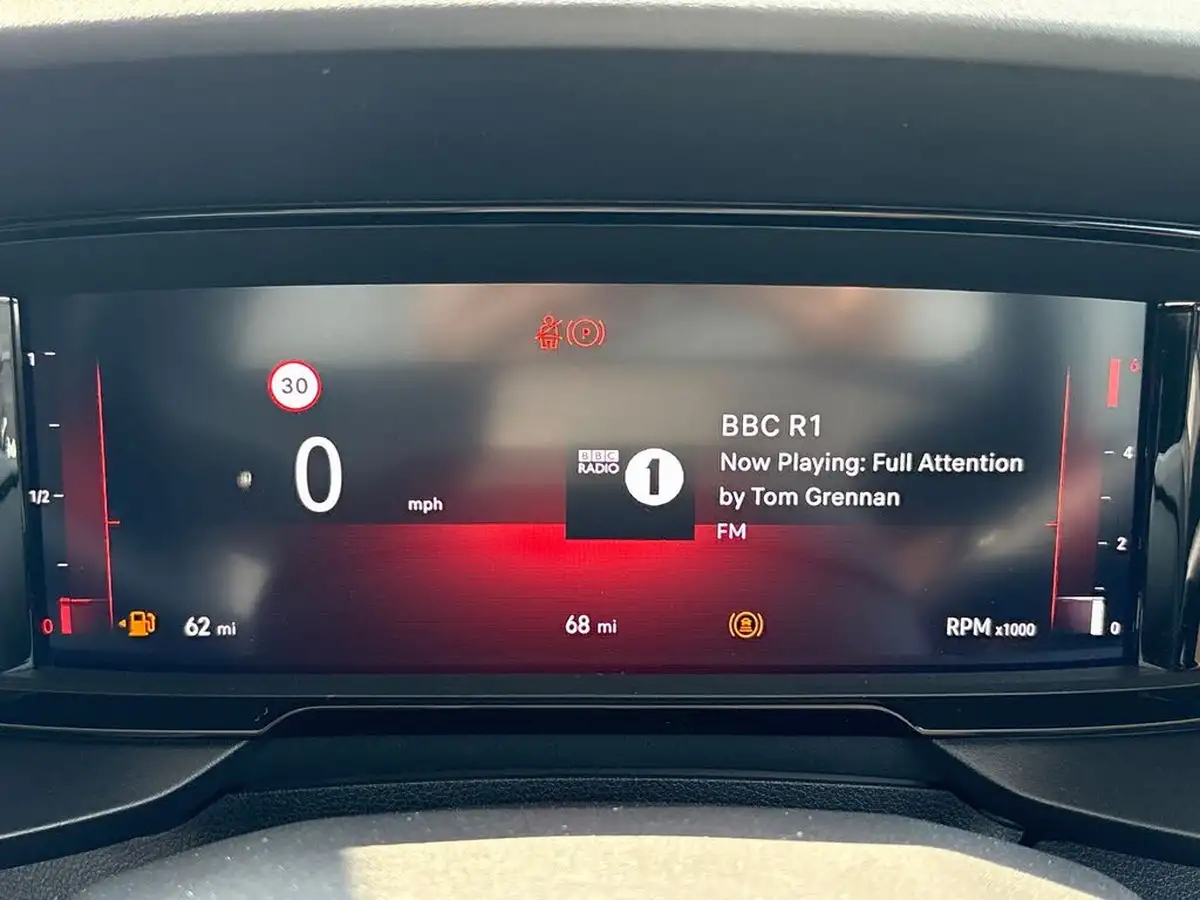 2024-vauxhall-combo-15cdti-prime-xl-100pseu6e-panel-big-23