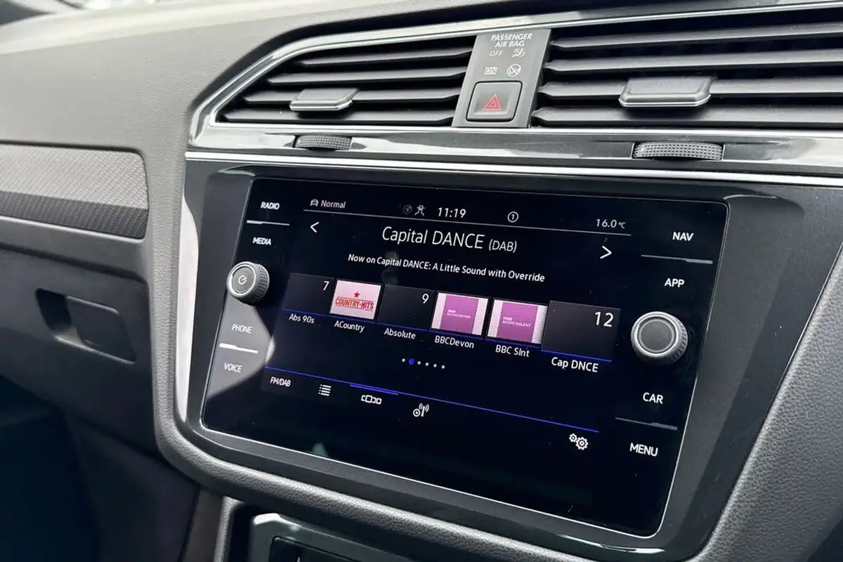 2022-volkswagen-tiguan-20tdi-r-line-200ps-4motion-big-45