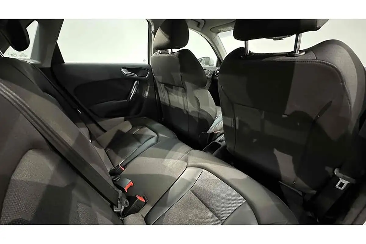 2016-audi-a1-10-tfsi-sportback-5d-big-22