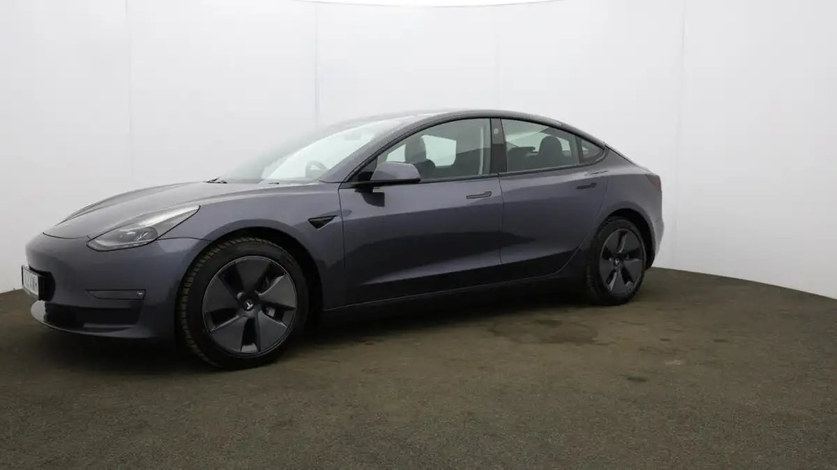 2021-tesla-model-3-e-long-range-4x4-big-38