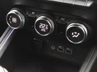 2023-renault-clio-10-tce-rs-line-small-17