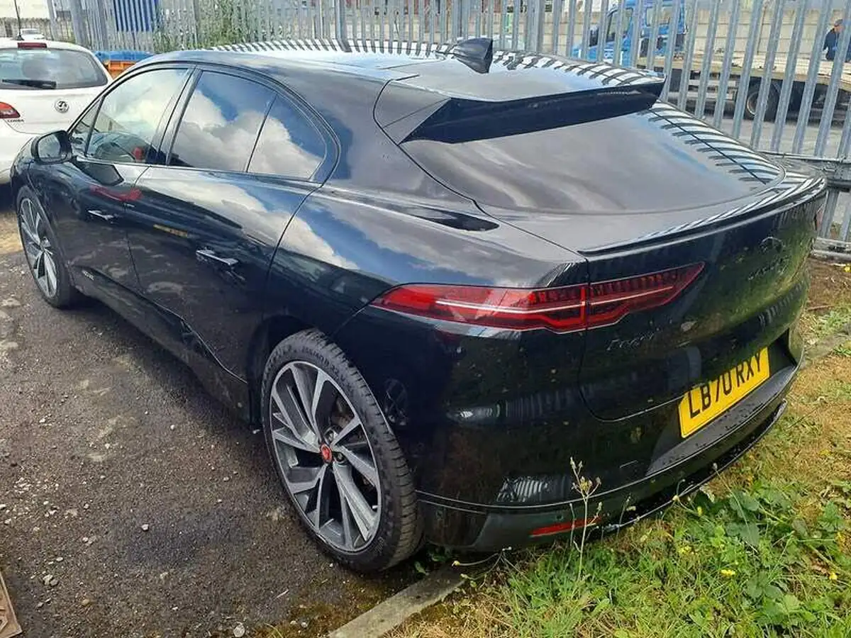 2020-jaguar-i-pace-ev400-hse-big-6