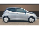 2017-toyota-aygo-10-vvt-i-x-play-71bhp-5d-small-4