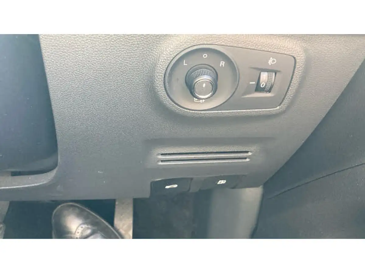 2021-mg-zs-suv-10t-gdi-exclusive-big-24
