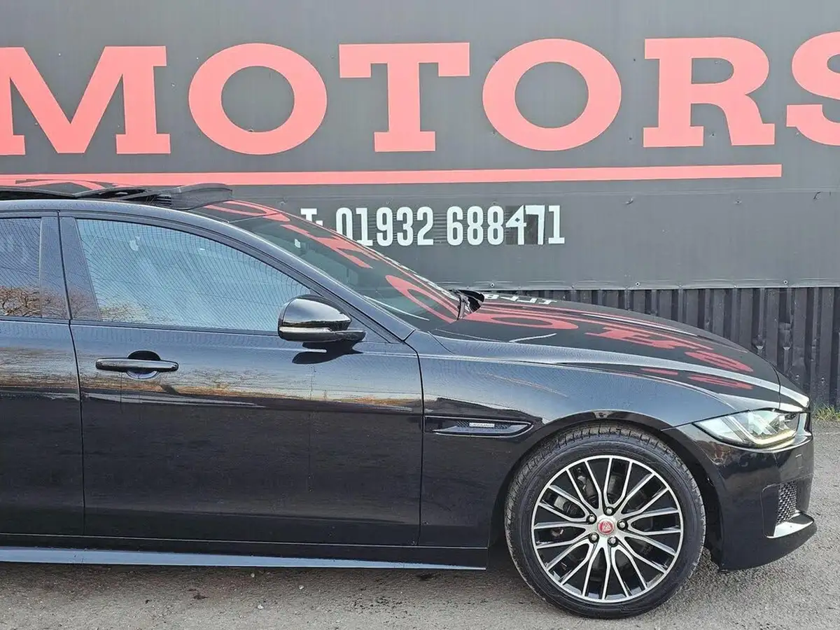 2018-jaguar-xe-20i-landmark-200ps-big-44
