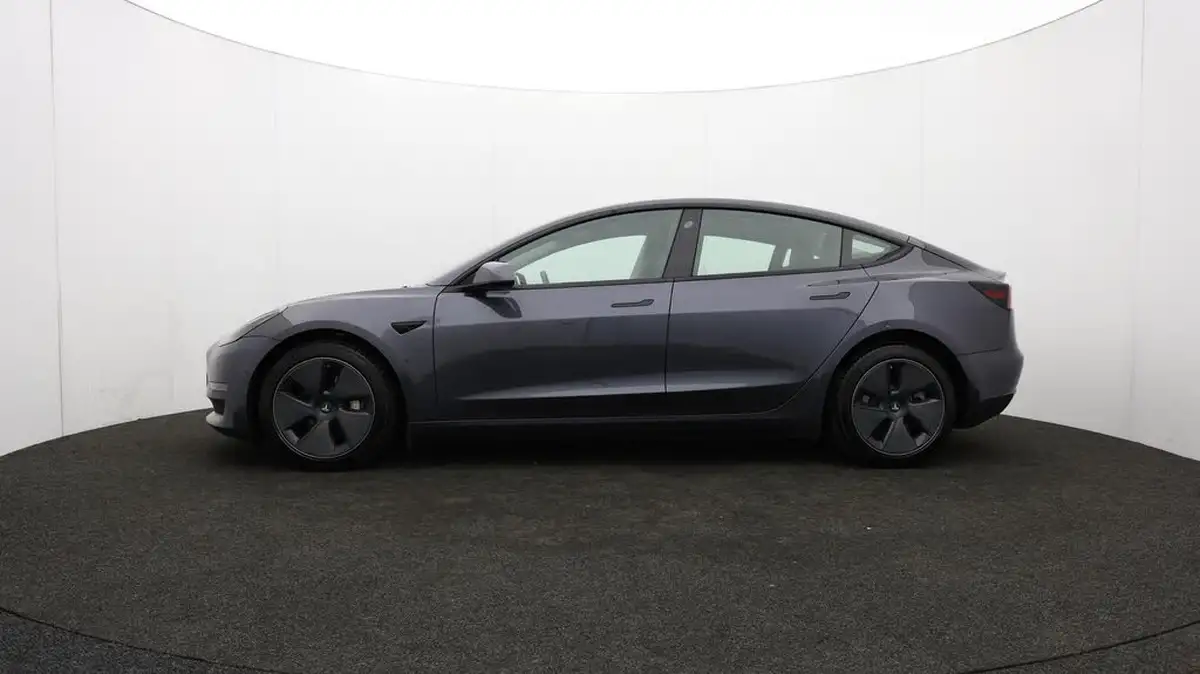 2021-tesla-model-3-e-long-range-awd-big-63