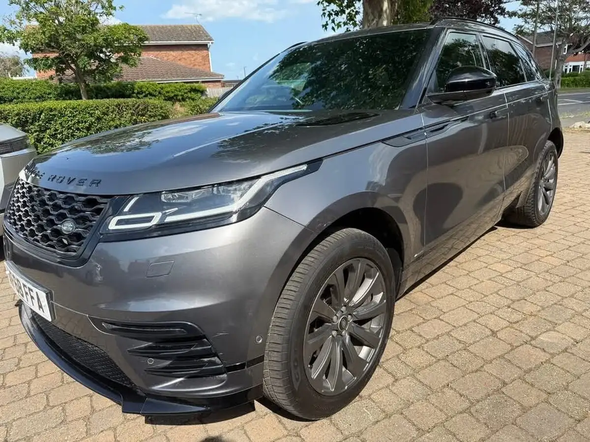 2018-land-rover-range-rover-velar-20-d240-r-dynamic-se-ss-big-2