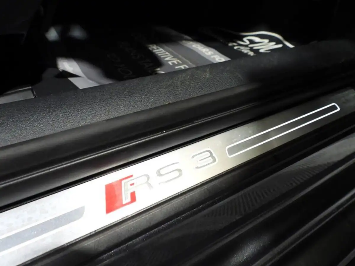 2018-audi-rs3-25-tfsi-quattro-sportback-5d-big-26