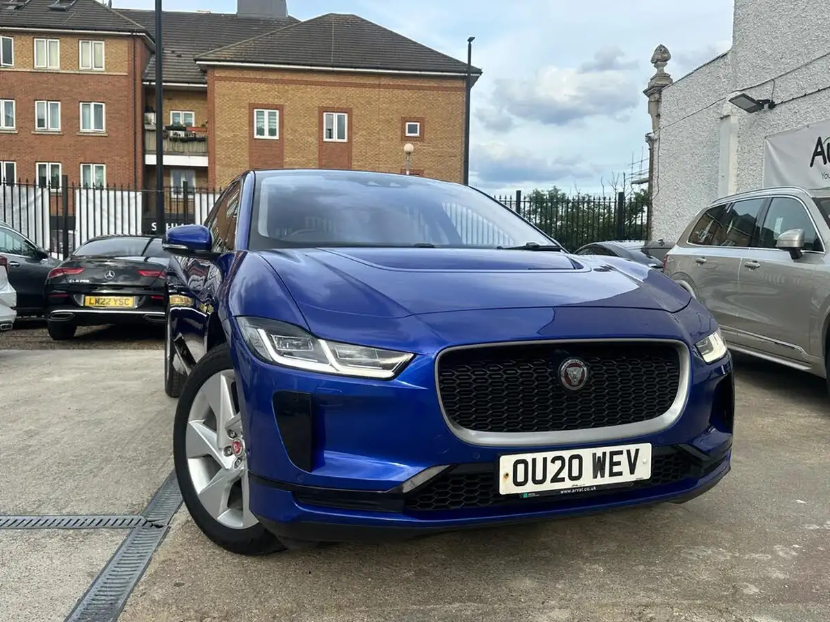 2019-jaguar-i-pace-ev400-se-big-30