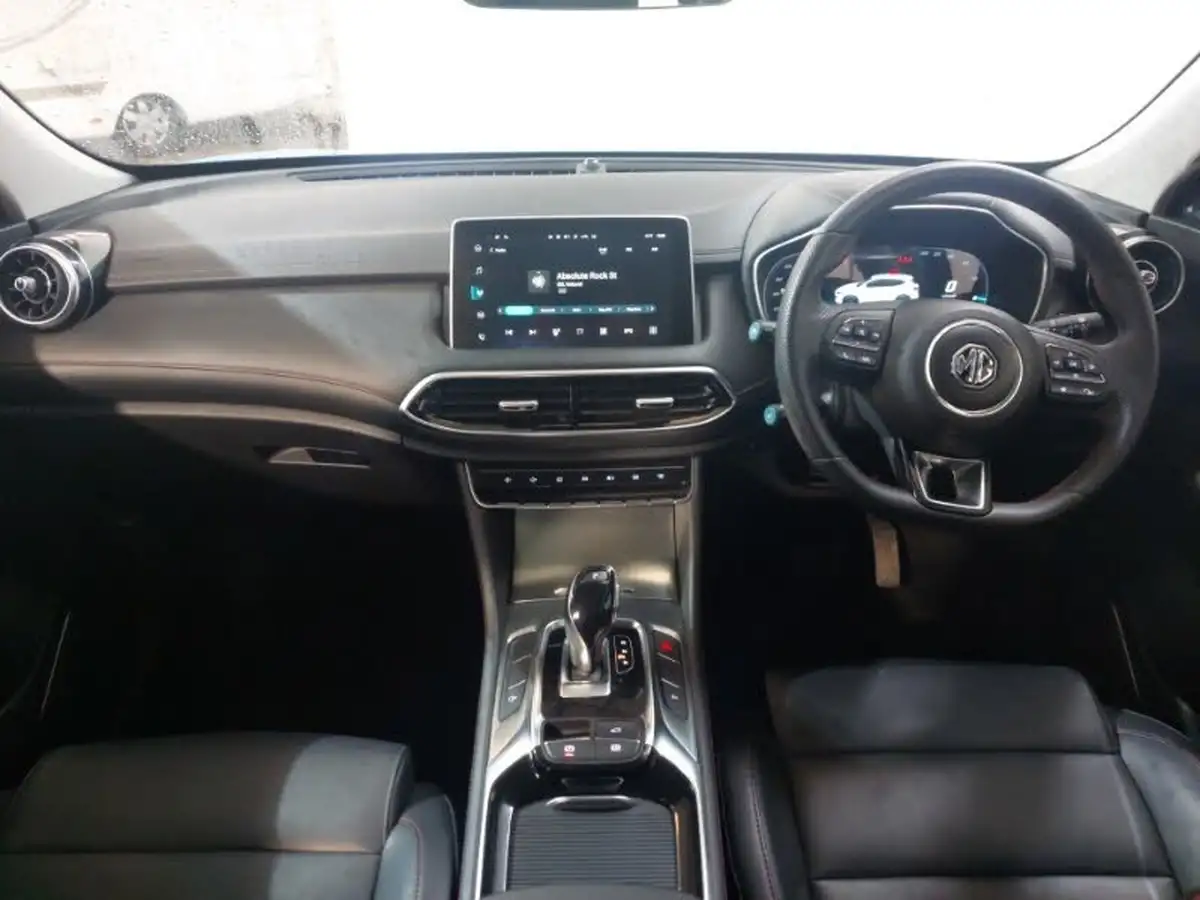 2024-mg-hs-15t-gdi-se-258ps-plug-in-hybrid-1490cc-auto-big-2