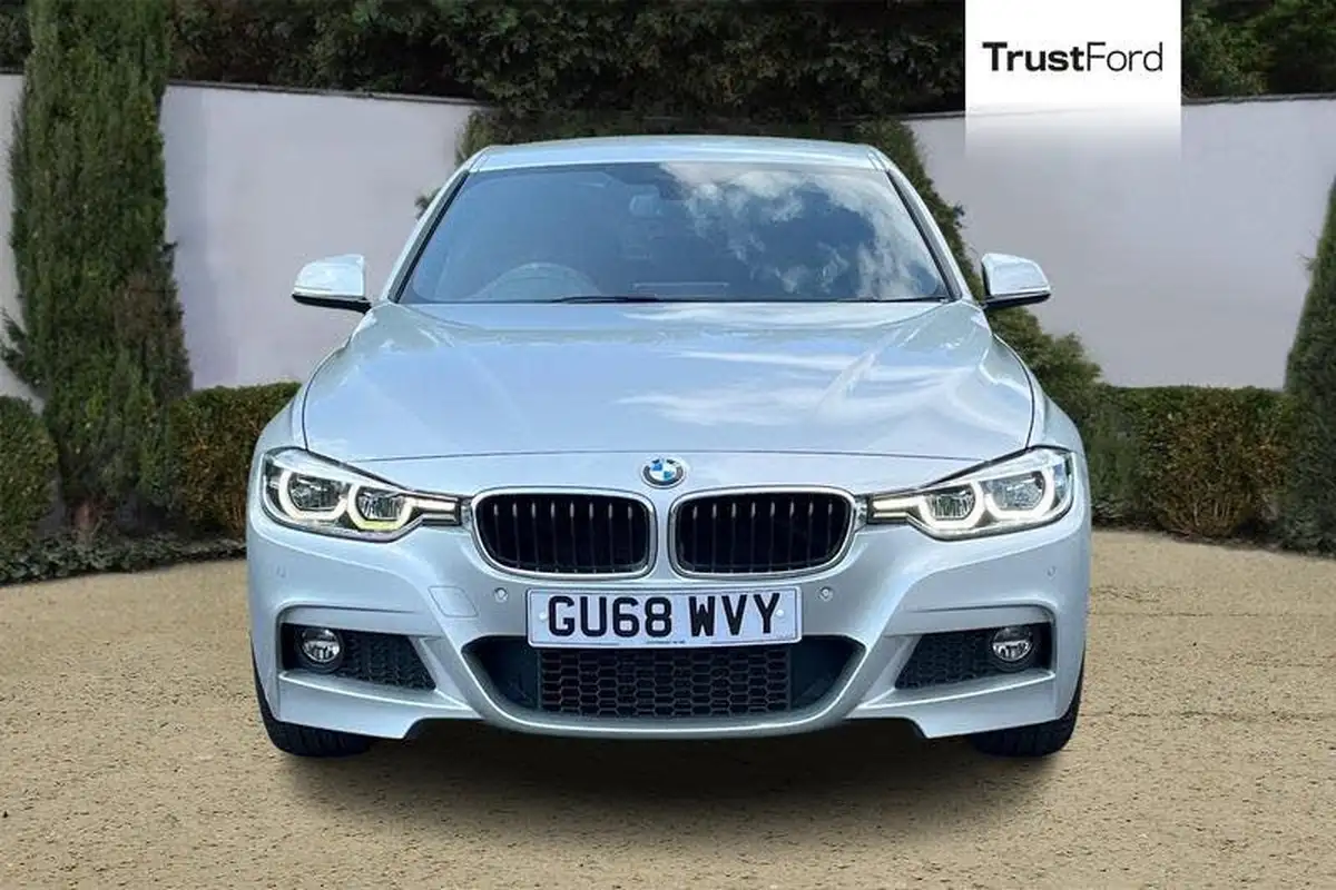 2018-bmw-3-series-30-340i-m-sport-saloon-4d-auto-big-5