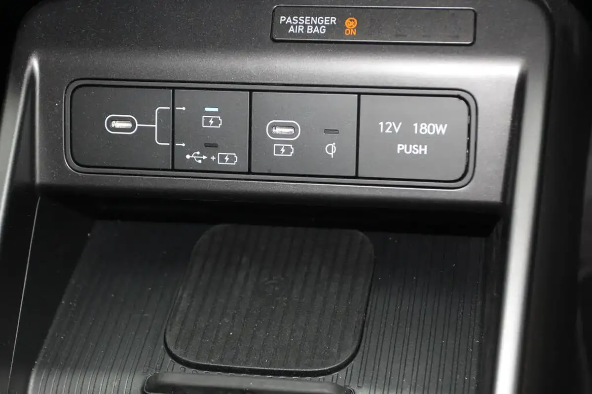 2024-hyundai-kona-16-gdi-ultimate-141ps-dct-big-31