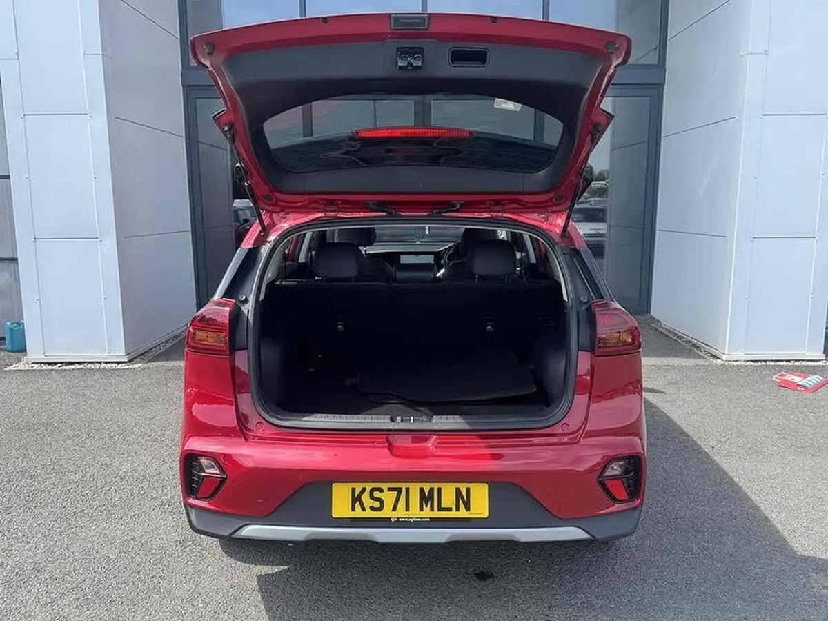 2022-kia-niro-16-gdi-3-156kwh-big-17