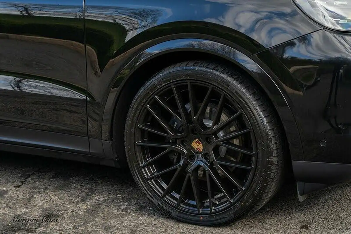 2023-porsche-cayenne-30-v6-353ps-coupe-big-6