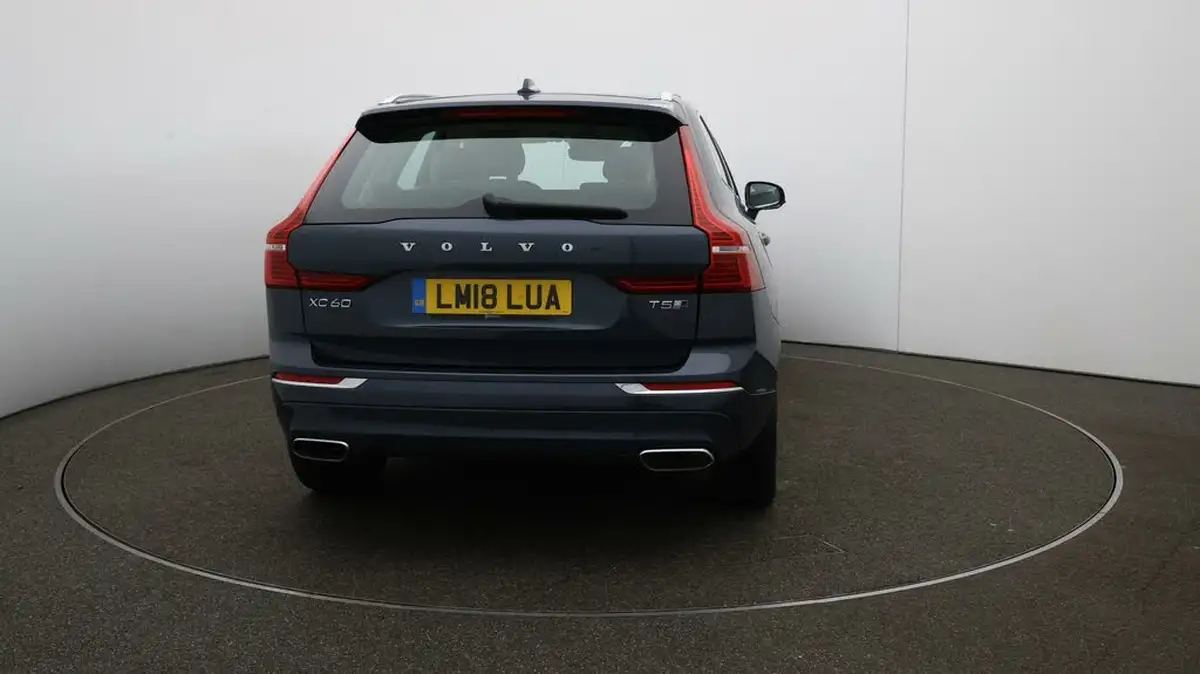 2018-volvo-xc60-20-t5-inscription-250bhp-4x4-big-54
