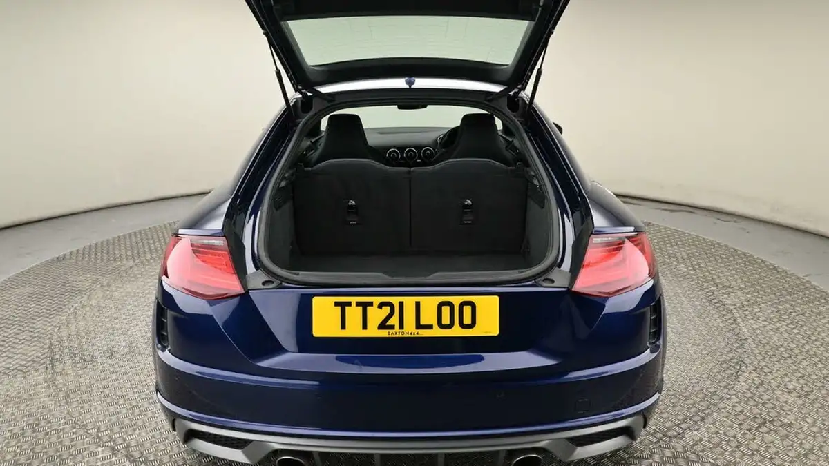 2021-audi-tt-coupe-20-45-tfsi-s-line-big-9