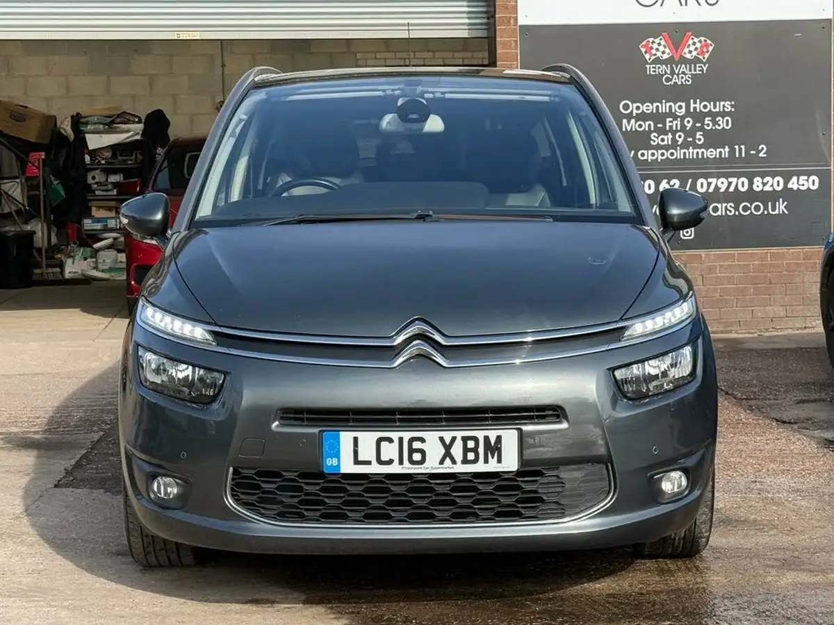 2016-citroen-grand-c4-picasso-16bluehdi-exclusive-big-1