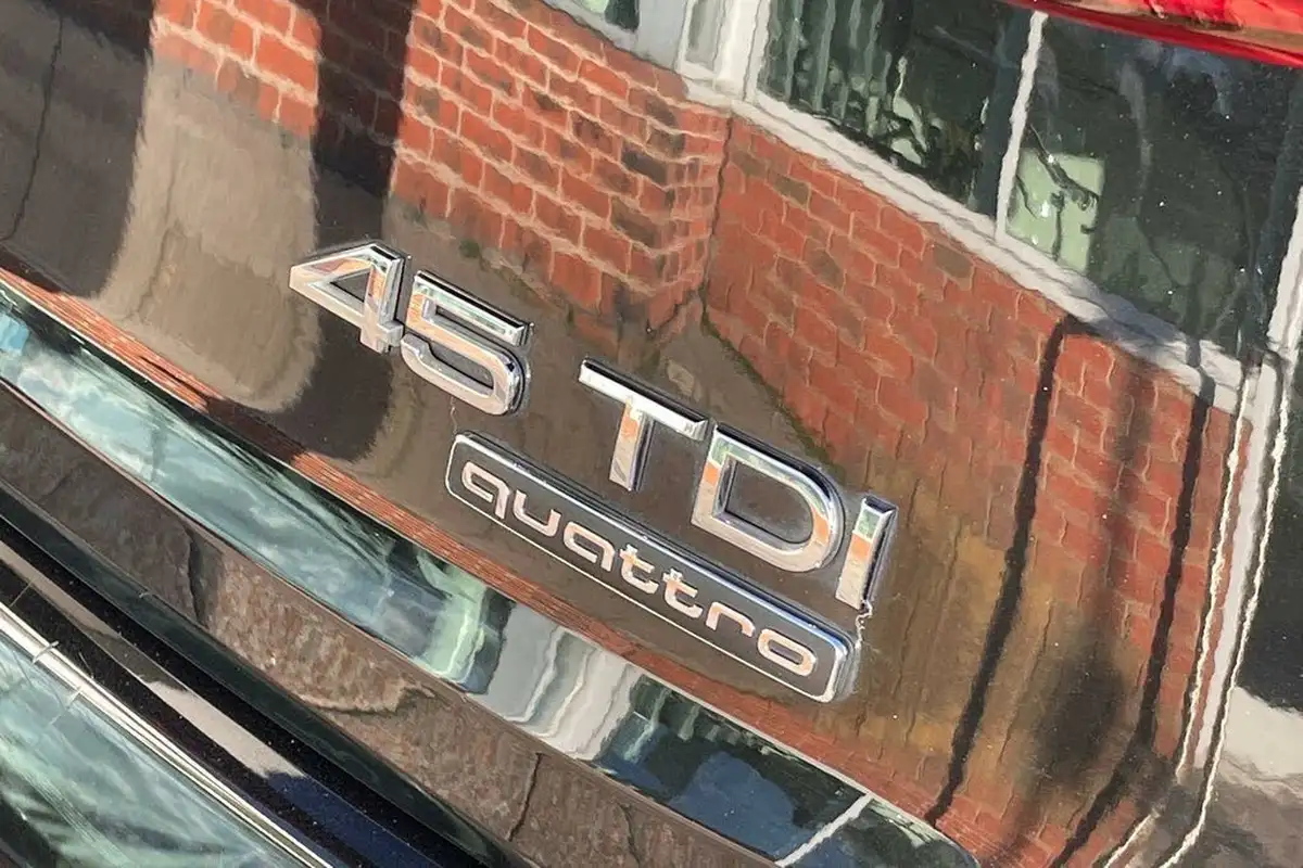 2022-audi-q7-30-45-tdi-s-line-big-48