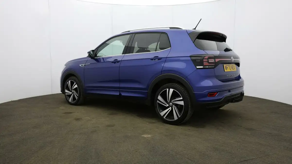 2020-volkswagen-t-cross-10-tsi-r-line-110ps-big-4