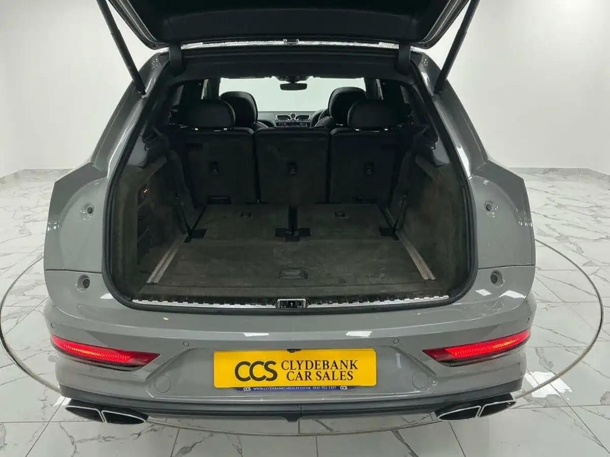 2021-bentley-bentayga-40-v8-big-51