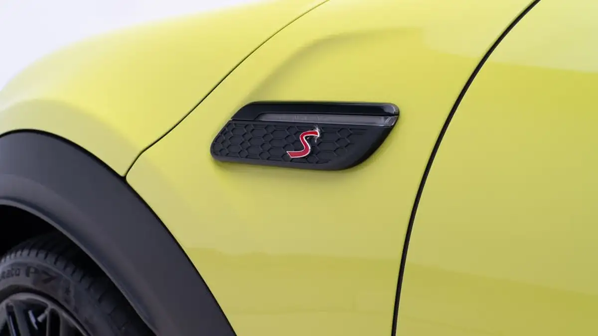 2022-mini-cooper-20-cooper-s-exclusive-convertible-2d-auto-big-24