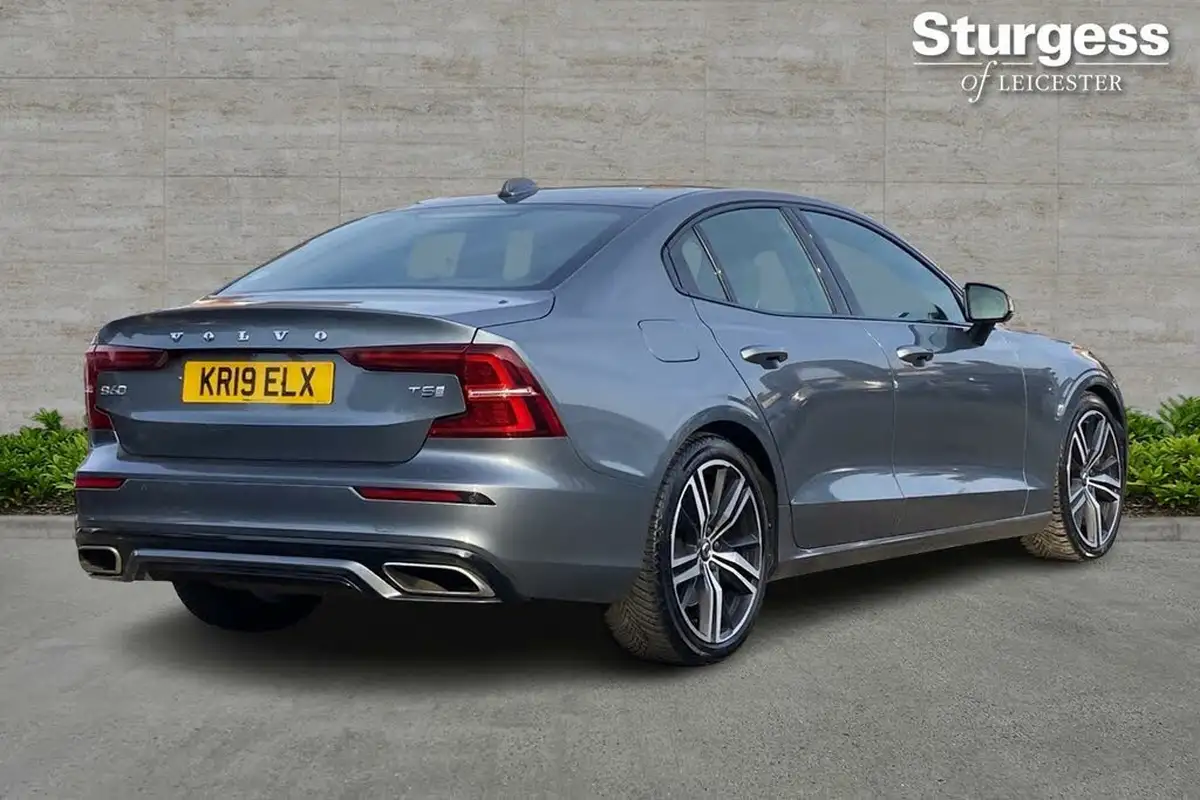 2019-volvo-s60-20-t5-r-design-plus-big-4