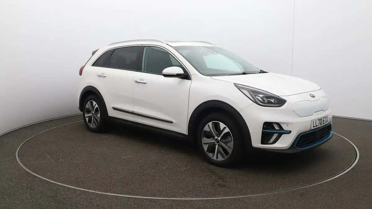 2021-kia-e-niro-ev-4-big-37