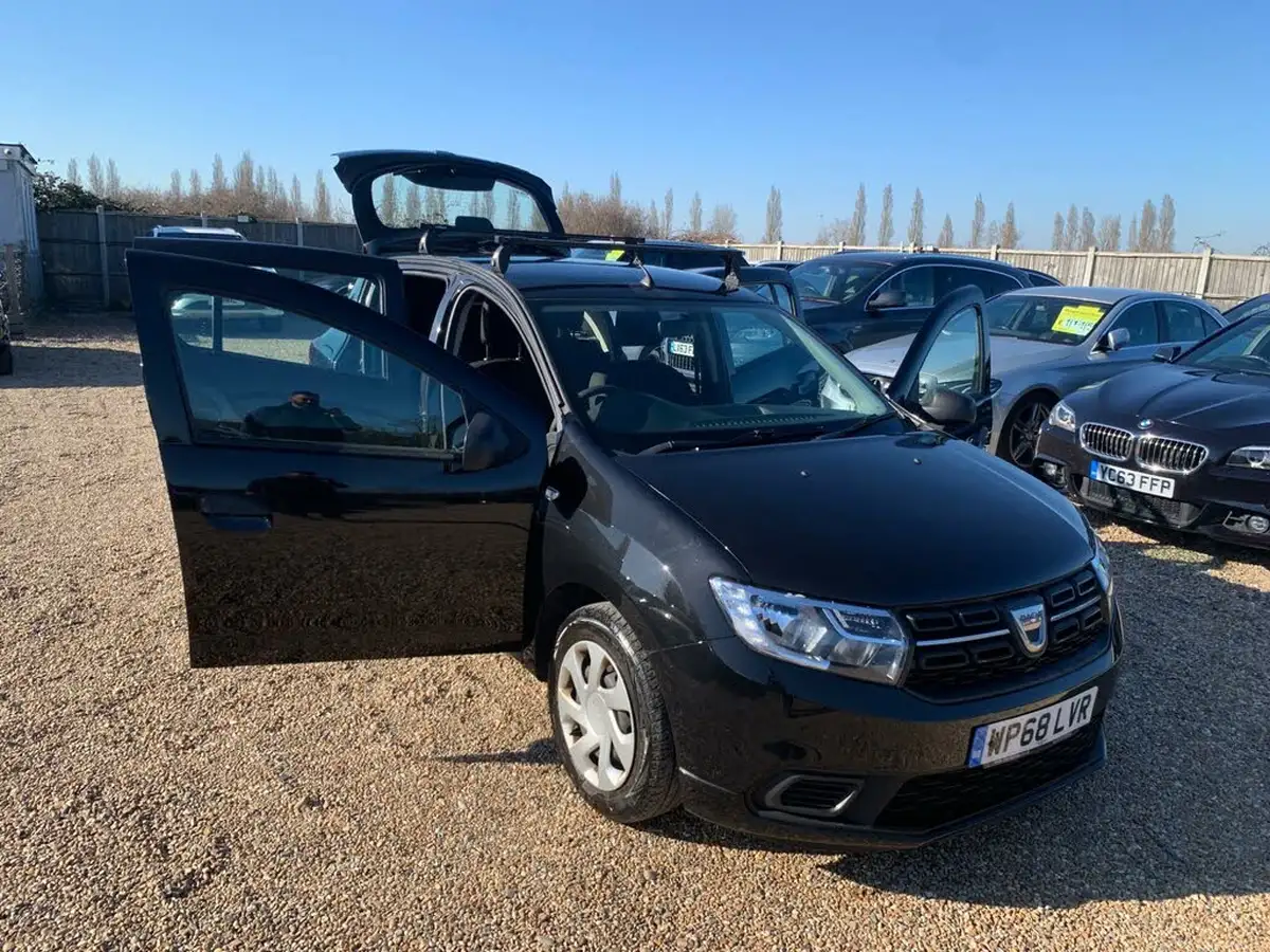 2018-dacia-sandero-10-sce-essential-big-36